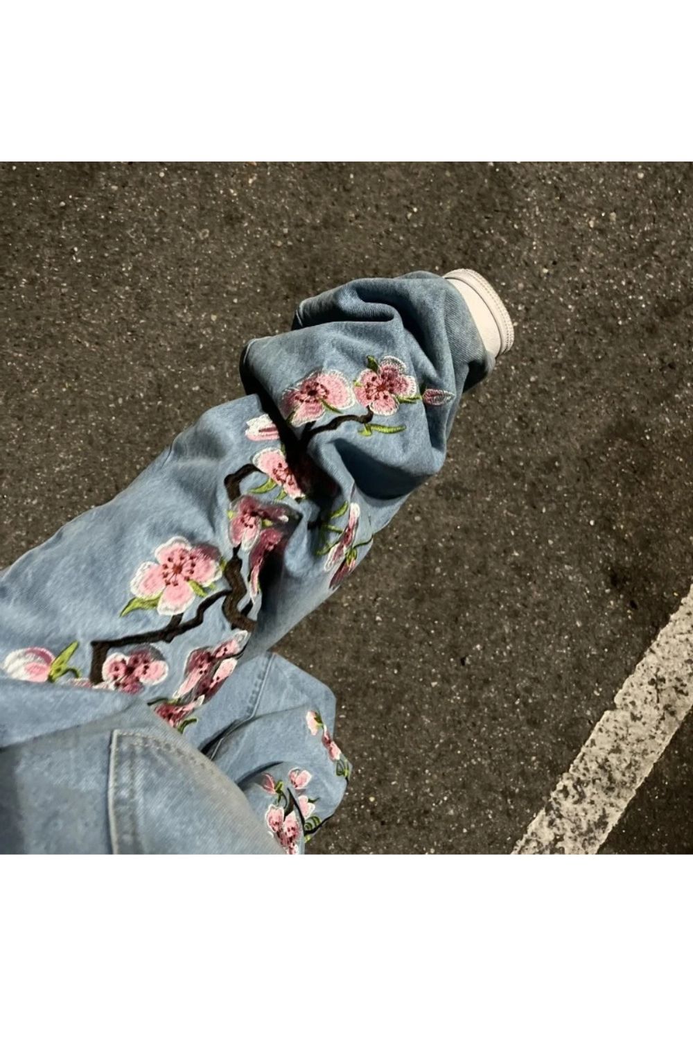 'Blossom' Embroidered Jeans - Strada Fashion