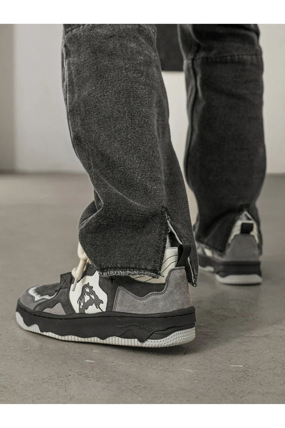 'Dark Creamed' Sneaker - Strada Fashion