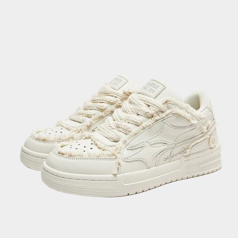 Nova Star Sneaker