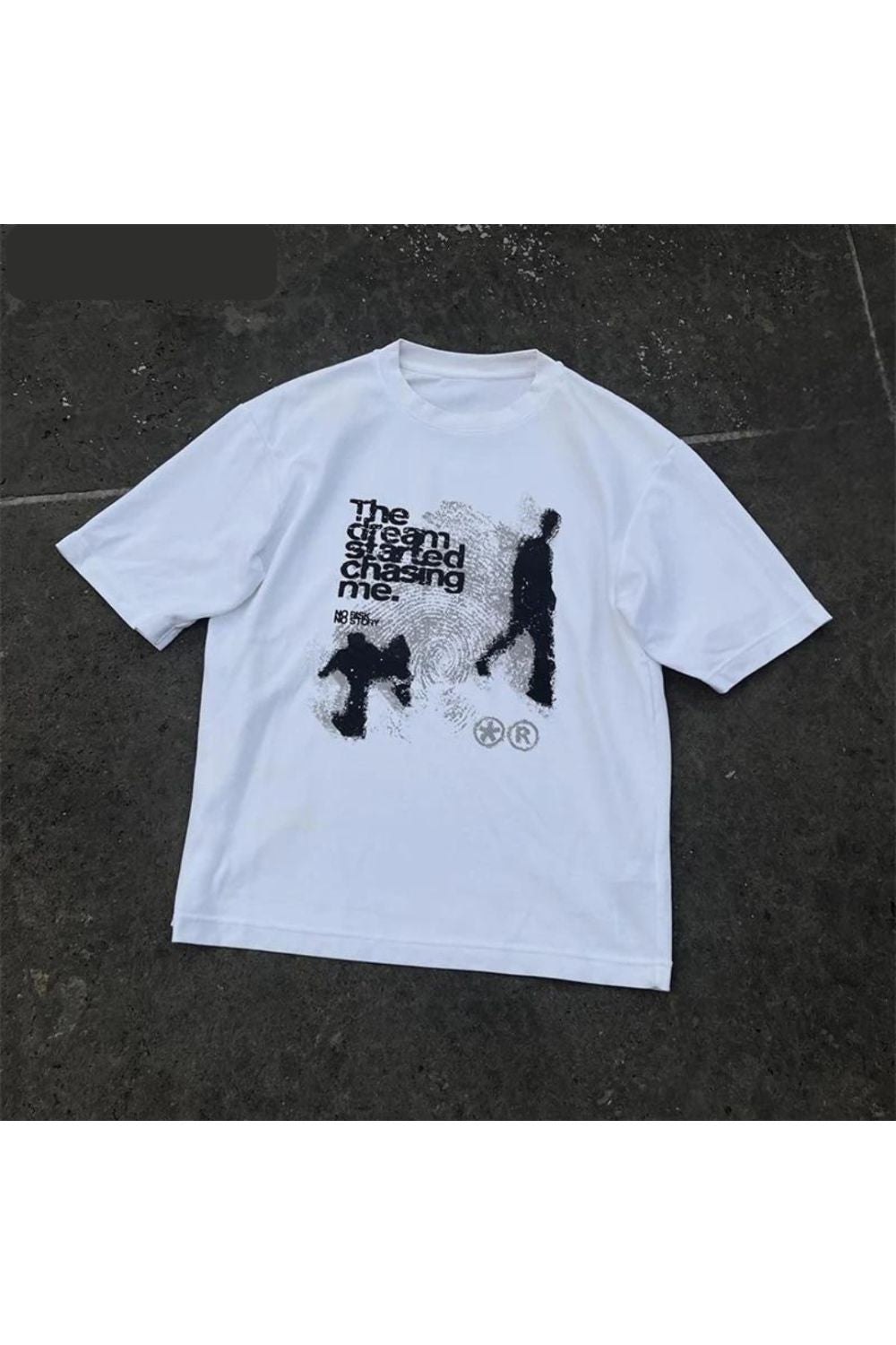 'Chasing Dreams' Graphic T-shirt