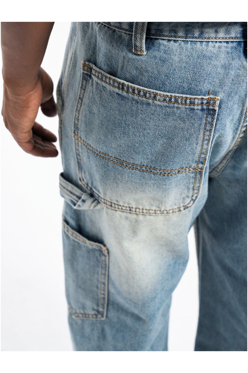 Jeans With Flare Design Patch - Strada Fashion