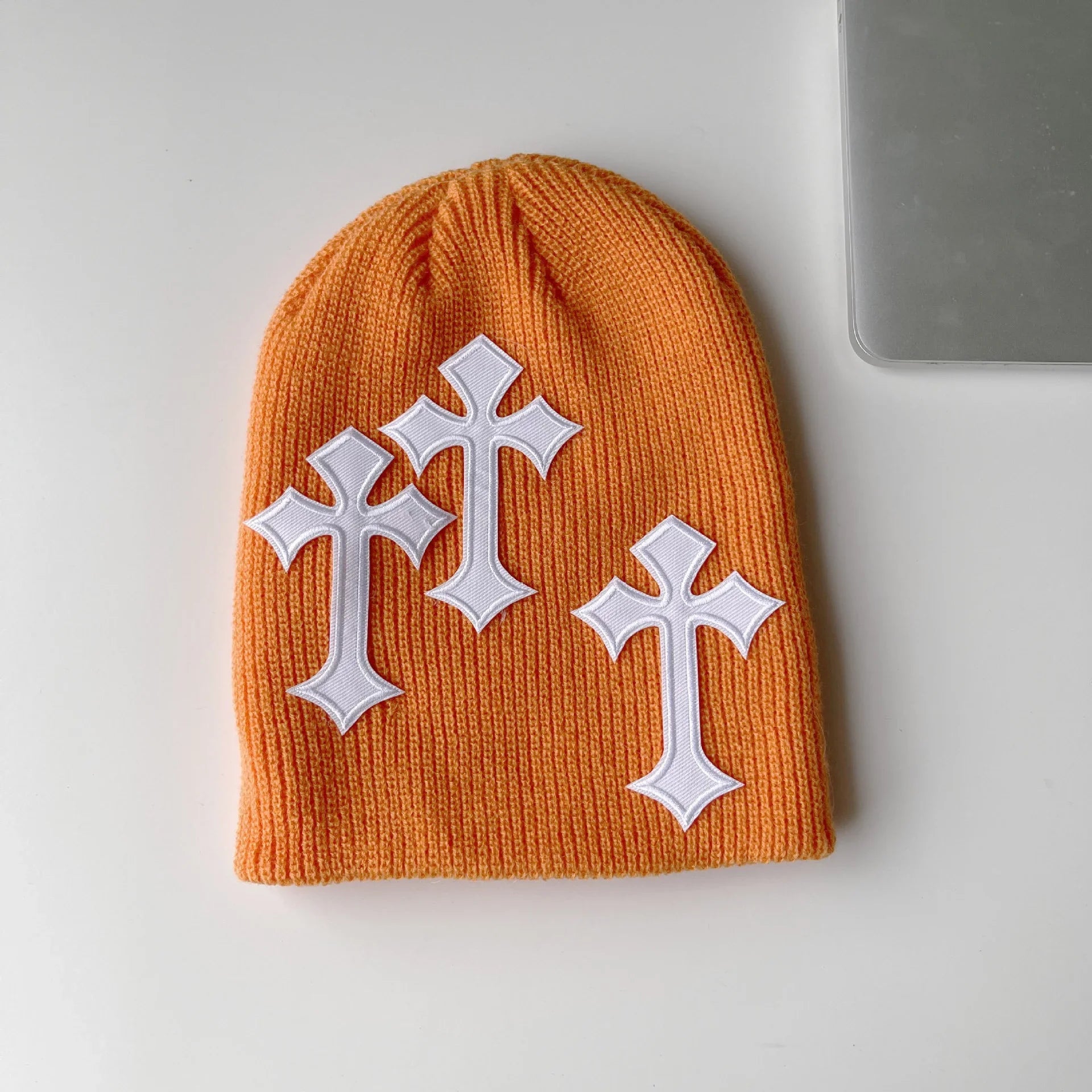 'Crossed' Beanie - Strada Fashion