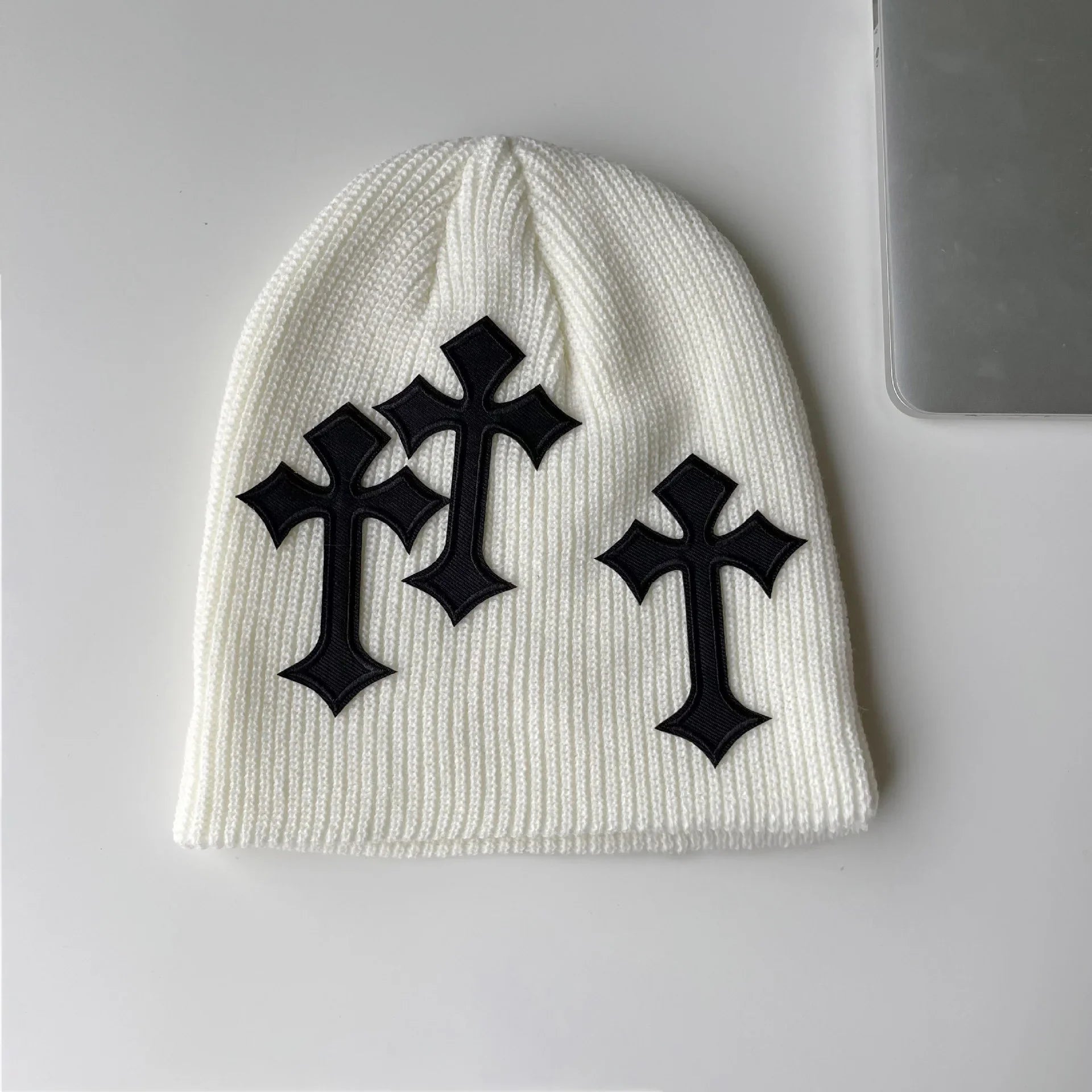 'Crossed' Beanie - Strada Fashion