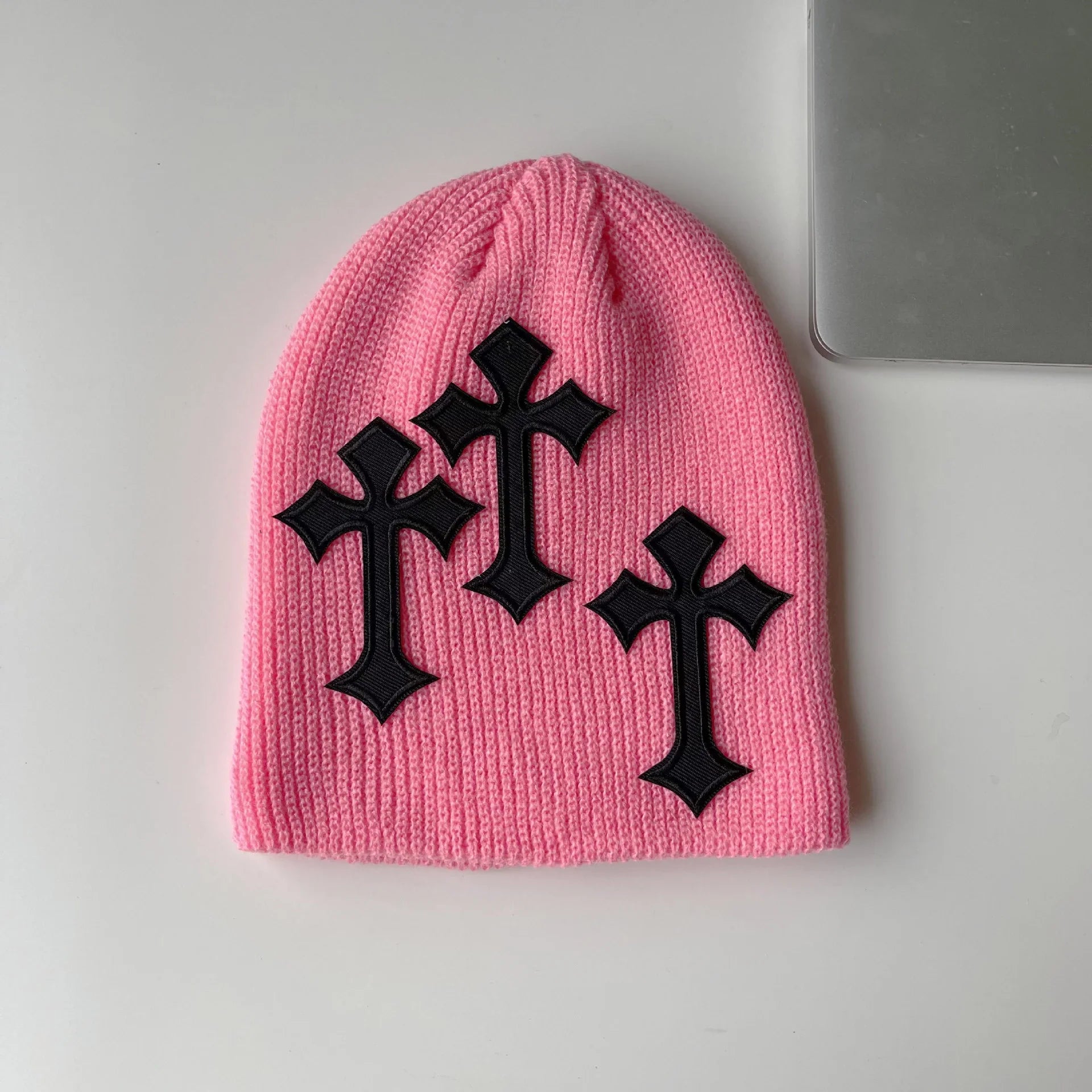 'Crossed' Beanie - Strada Fashion