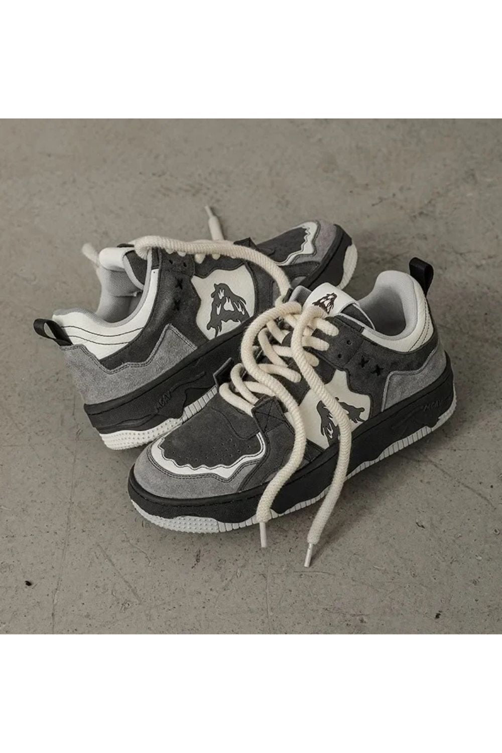 'Dark Creamed' Sneaker - Strada Fashion