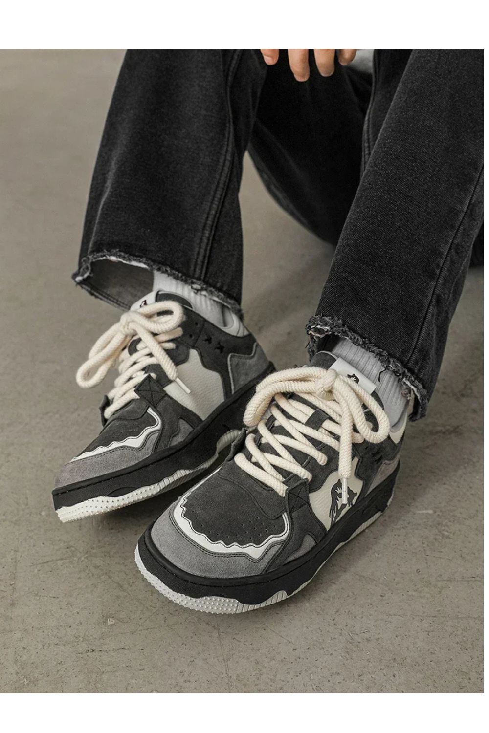'Dark Creamed' Sneaker - Strada Fashion