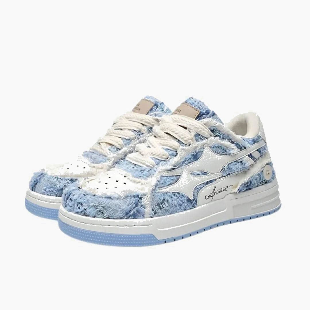 Comet Graphic Sneaker - US Sizing